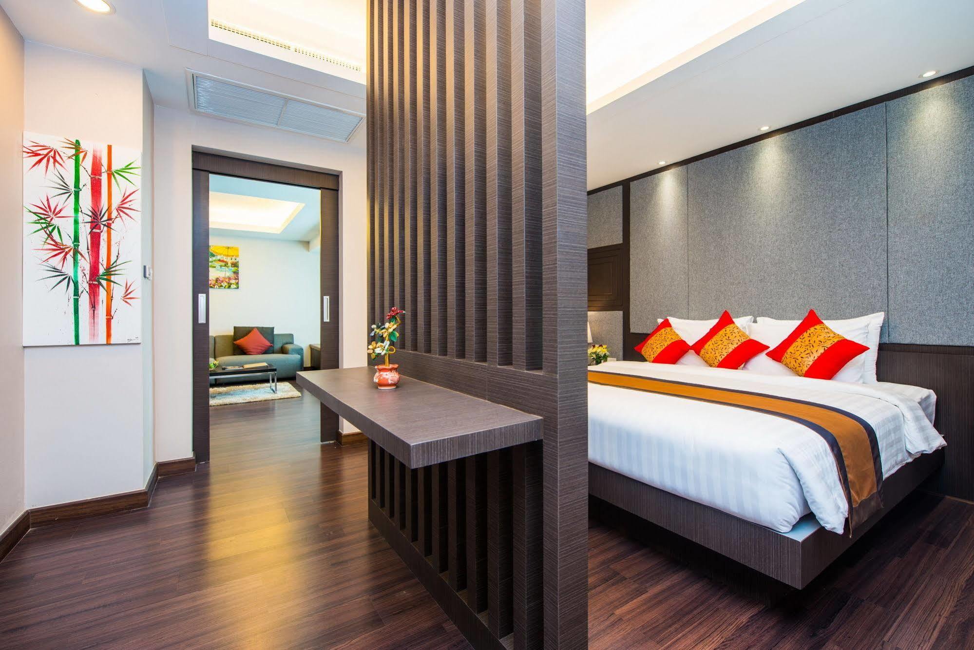 Tetris Hotel Ao Nang Bagian luar foto
